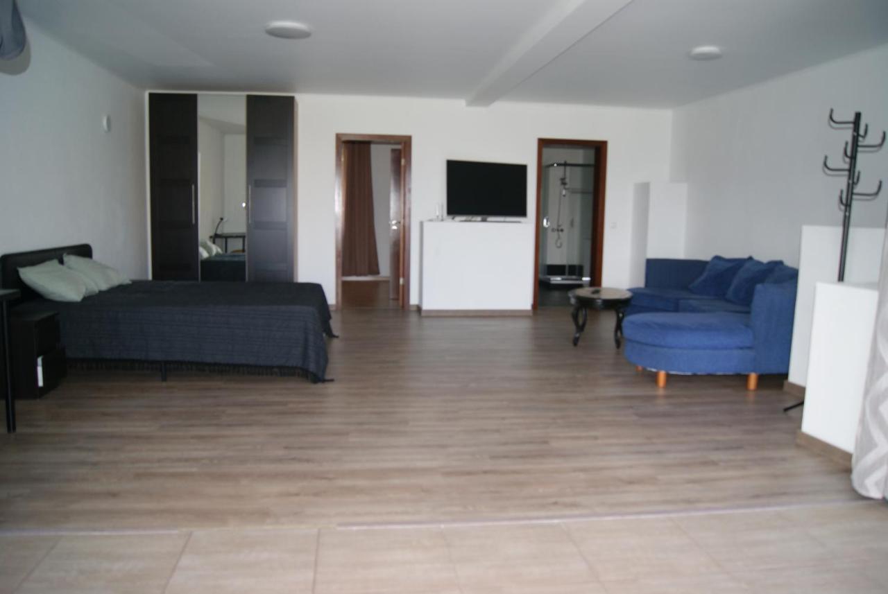 Apartamentos Praia Do Almoxarife Орта Экстерьер фото