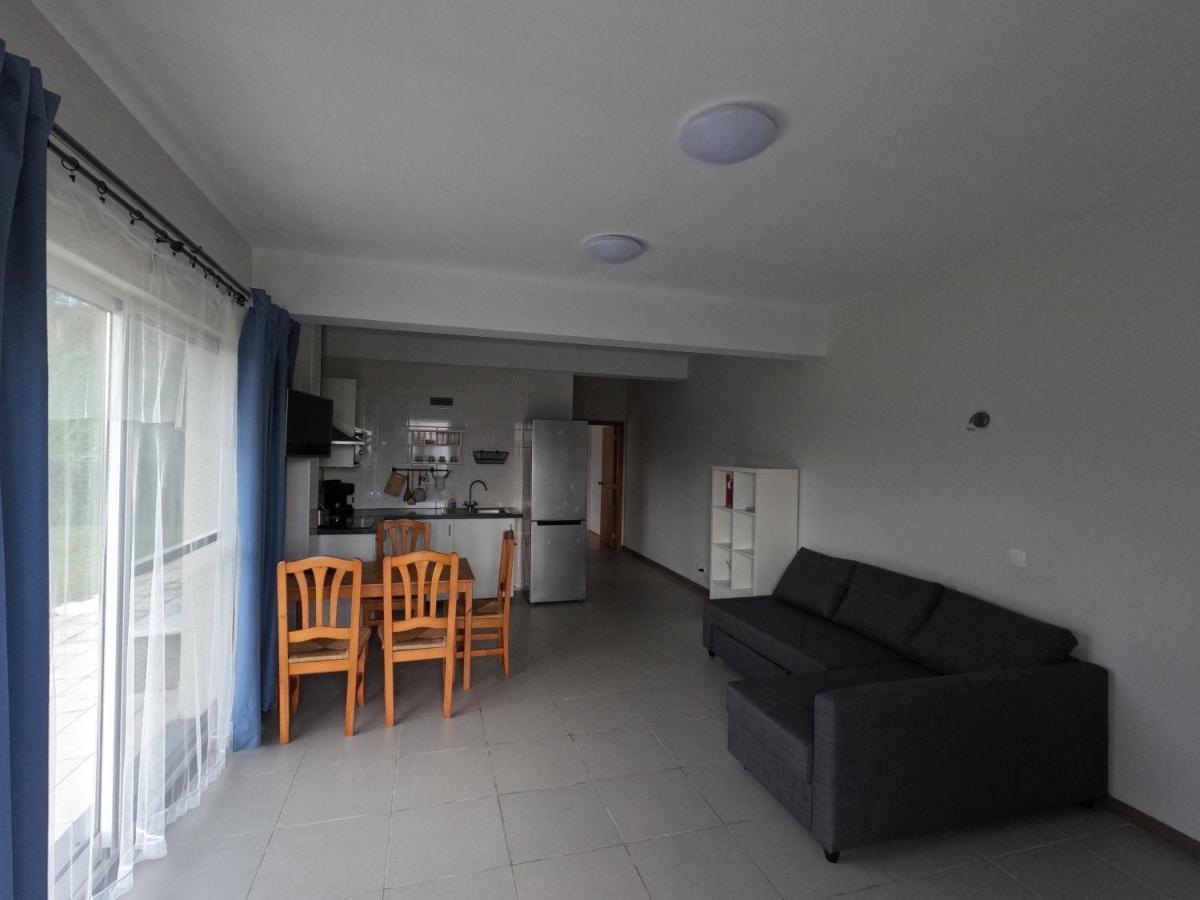 Apartamentos Praia Do Almoxarife Орта Экстерьер фото