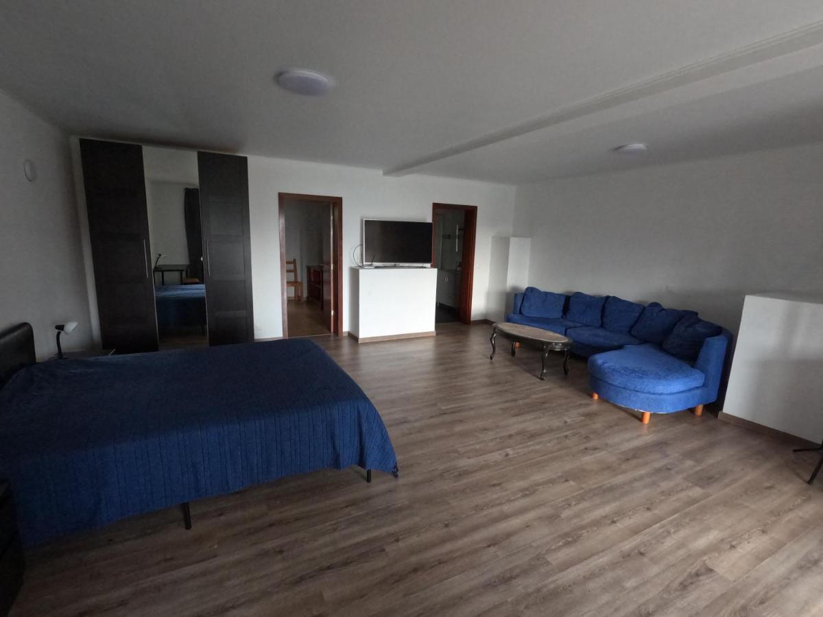 Apartamentos Praia Do Almoxarife Орта Экстерьер фото